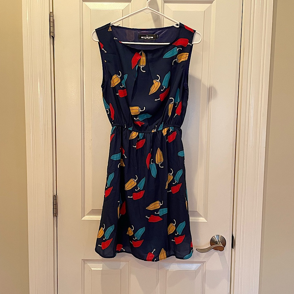 Flowy summer dress with cinched waist - XS
